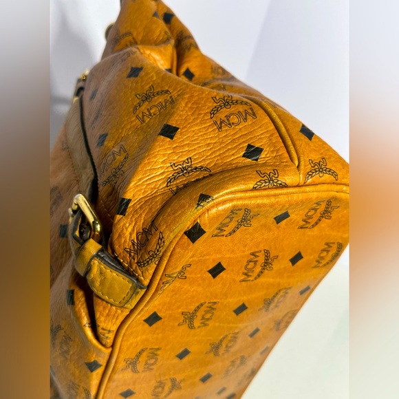 MCM VISETOS VINTAGE SHOULDER BAG COGNAC MEDIUM - Picture 7 of 15